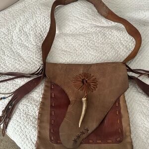 Boho Chic Leather Shoulder Bag with Tassel